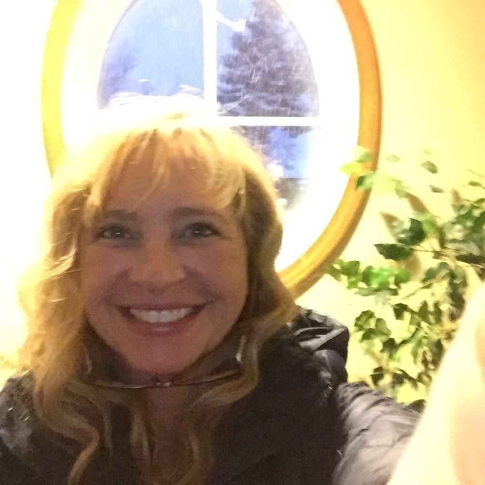 Meet your Posher, Debra